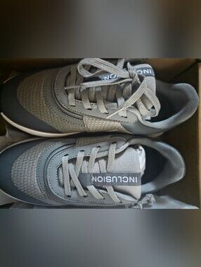 Billy Footwear Inclusion Boys Shoe